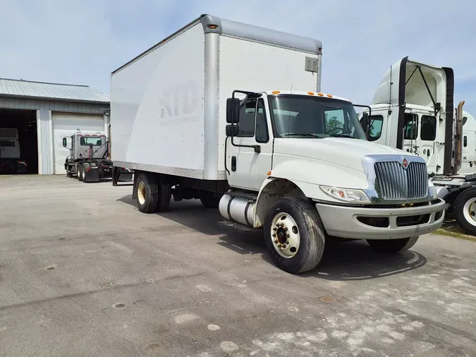 2018 NAVISTAR INTERNATIONAL 4300