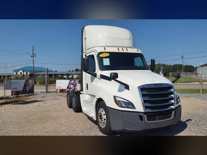 2019 FREIGHTLINER/MERCEDES NEW CASCADIA PX12664