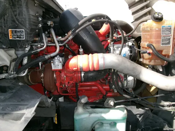 2022 International LT625