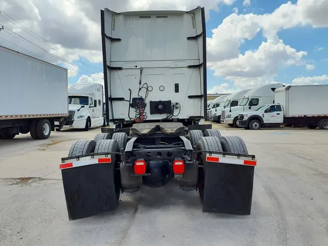 2019 NAVISTAR INTERNATIONAL LT625 SLPR CAB