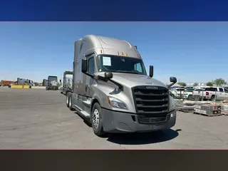 2020 Freightliner Cascadia