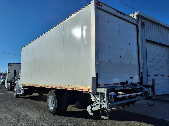 2018 FREIGHTLINER/MERCEDES M2 106