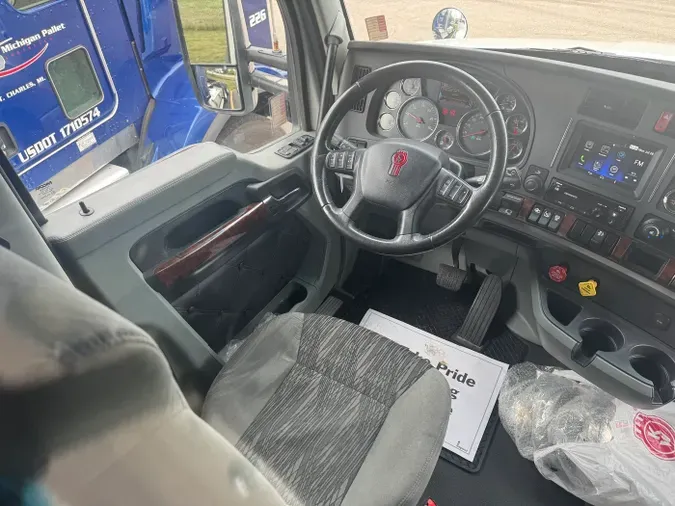 2022 Kenworth T680