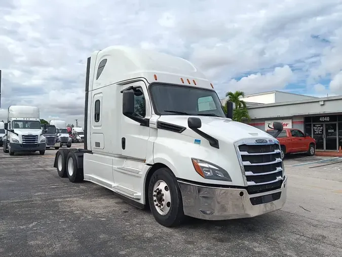 2020 FREIGHTLINER NEW CASCADIA PX12664