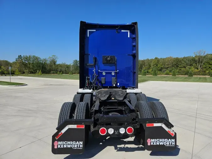 2022 Kenworth T680efd95ee2b10319ee130a06e21f5d24a8