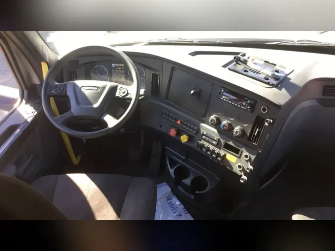 2024 Freightliner Cascadia 126