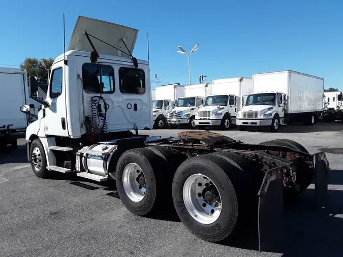 2019 FREIGHTLINER NEW CASCADIA PX12664