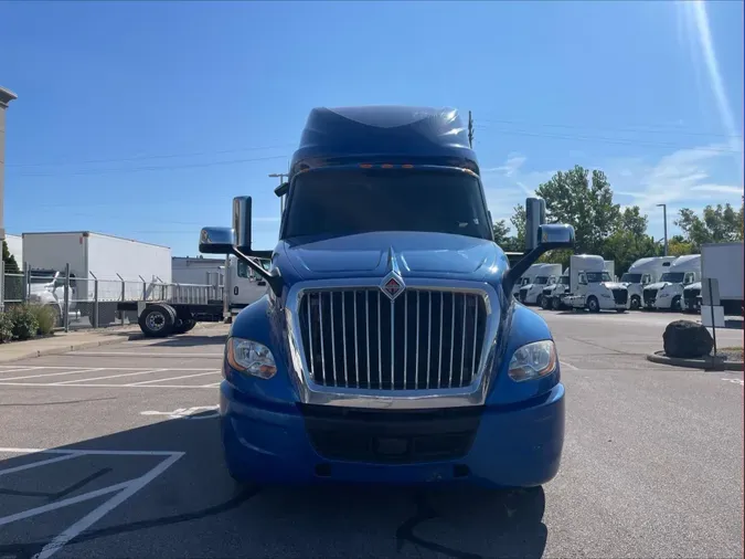 2020 International LT625