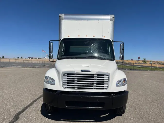 2019 Freightliner Business Class M2 106