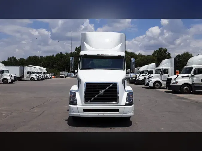 2018 Volvo VNL300