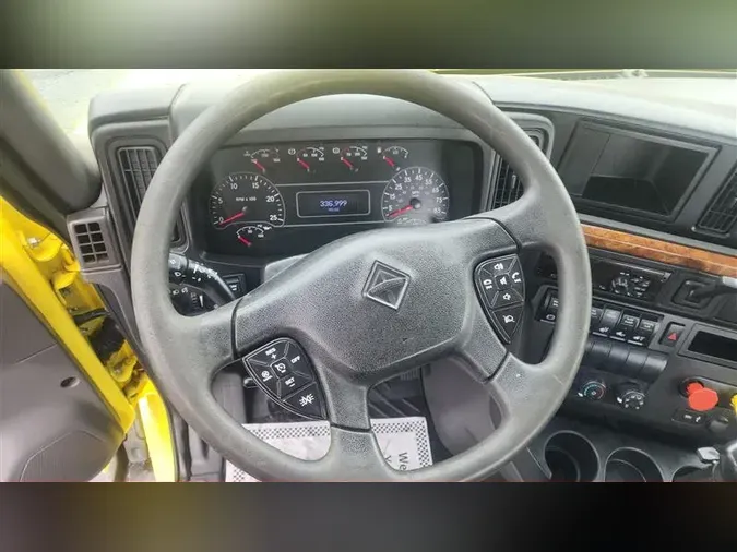 2018 INTERNATIONAL RH613