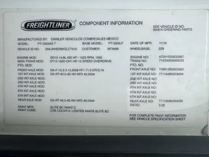 2019 Freightliner Cascadia