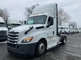 2020 FREIGHTLINER/MERCEDES NEW CASCADIA 126