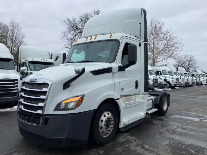 2020 FREIGHTLINER/MERCEDES NEW CASCADIA 126efed6504fe12ab8173bf6fa56fbc0b38