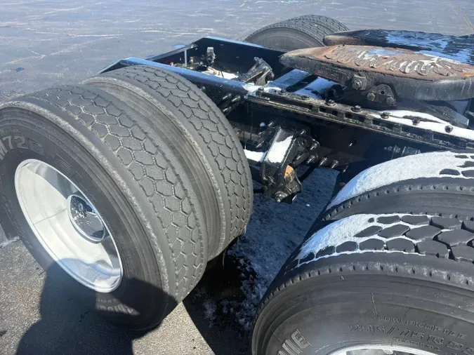 2020 VOLVO TRUCK VNL64T300eff5d558e3807af3f6b8b7ff0ba61bce