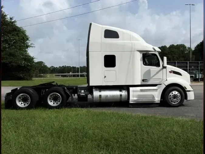 2023 Peterbilt 579