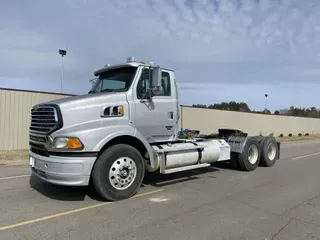 2009 STERLING AT9500 TRACTOR