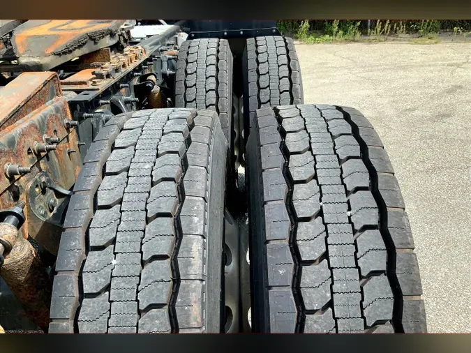 2021 INT LT625 6x4