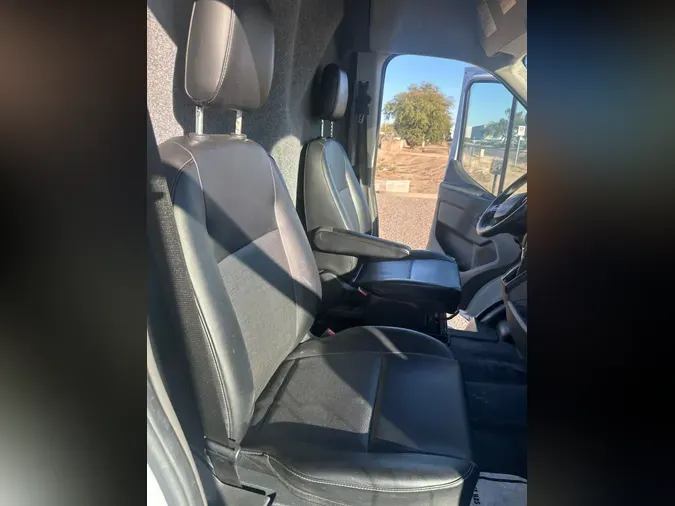 2021 FORD MOTOR COMPANY TRANSIT 250