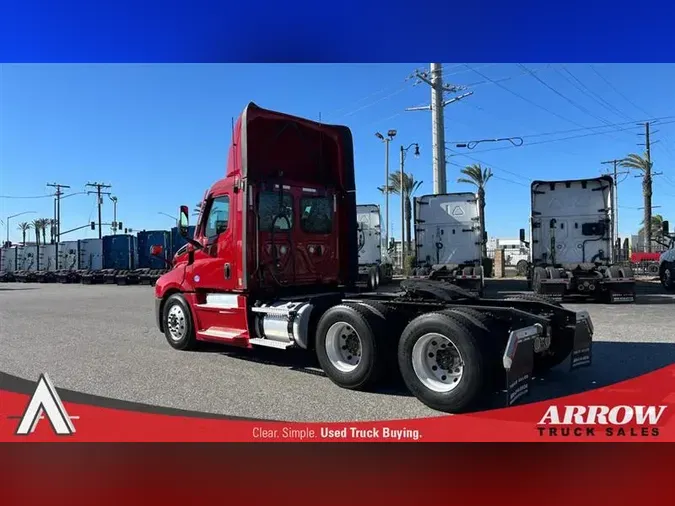 2022 FREIGHTLINER CA126