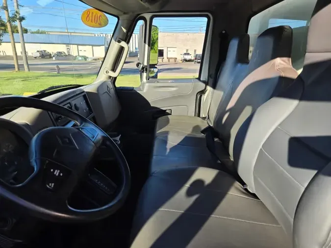 2018 NAVISTAR INTERNATIONAL 4300 LP