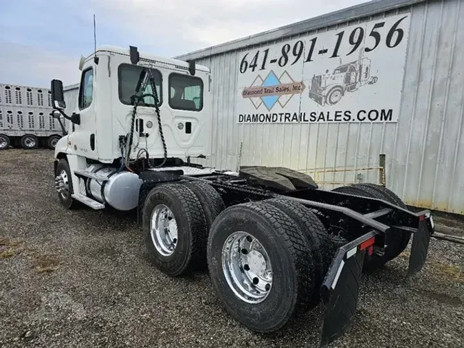 2016 FREIGHTLINER CASCADIA 125