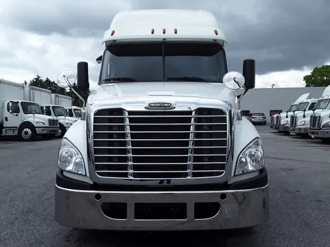 2018 FREIGHTLINER/MERCEDES CASCADIA 125