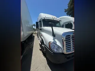 2019 FREIGHTLINER/MERCEDES CASCADIA 125