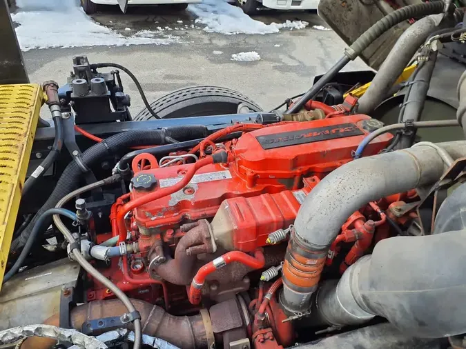 2019 AUTOCAR YARD TRACTORf0057881e1341d38969d1d65285f5578