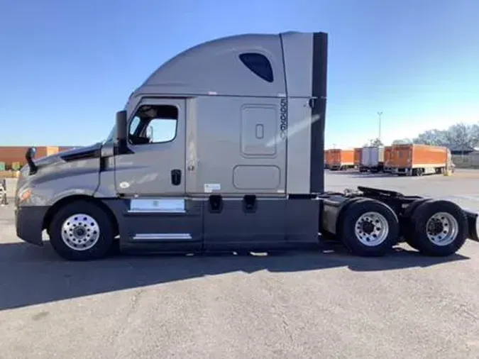 2023 Freightliner Cascadia