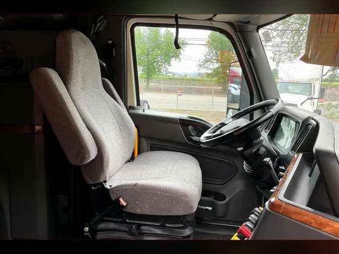 2021 INT LT625 6x4