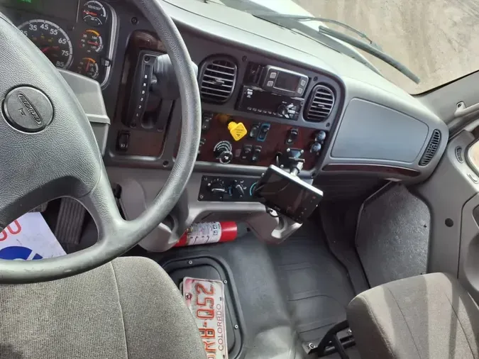 2022 FREIGHTLINER/MERCEDES M2 106