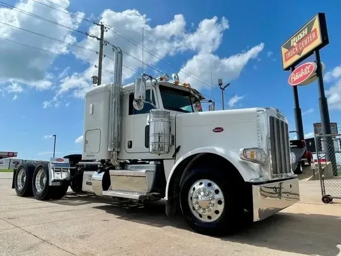 2024 Peterbilt 389