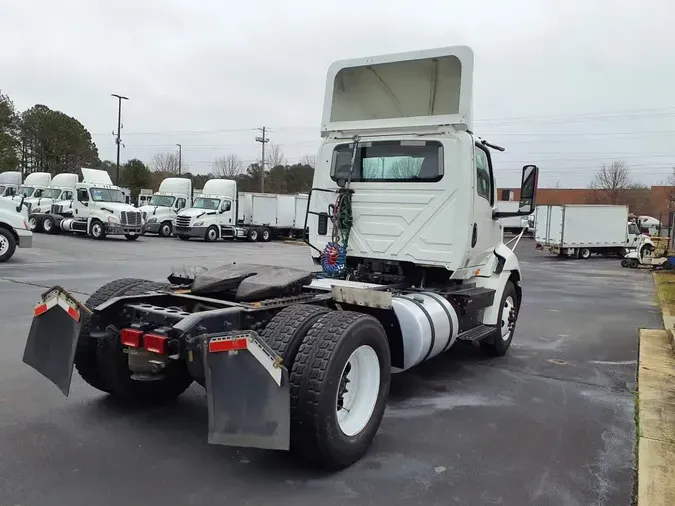 2020 NAVISTAR INTERNATIONAL RH613 DAYCAB S/A