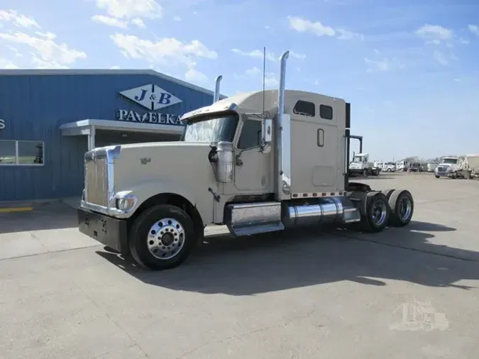 2002 INTERNATIONAL 9900f00c0f8d493833b65d548e3cbca312f0