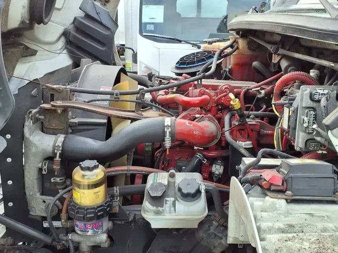 2019 FREIGHTLINER/MERCEDES M2 106