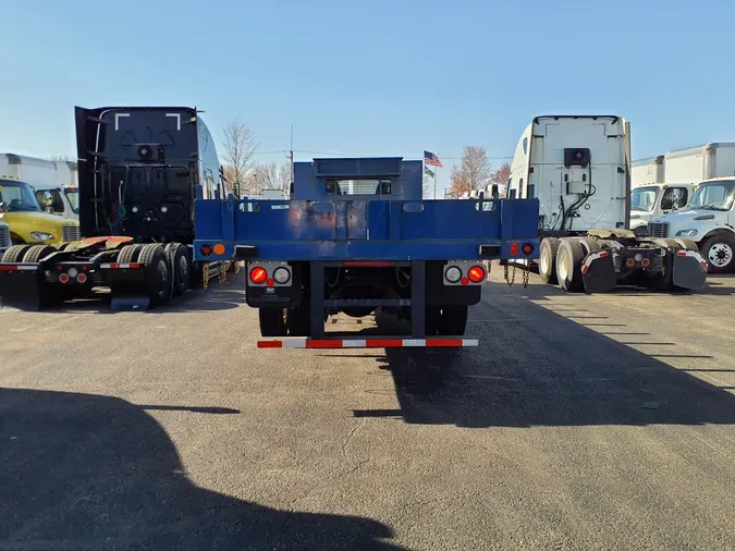 2014 FREIGHTLINER/MERCEDES M2 106