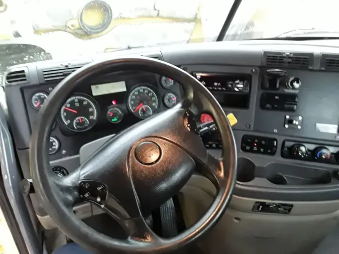 2020 FREIGHTLINER/MERCEDES CASCADIA 113f00e3694483476c156f57122893ab9f4