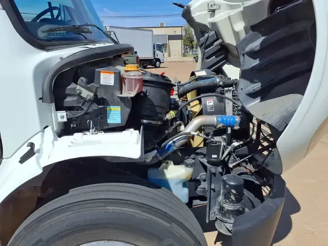 2020 FREIGHTLINER/MERCEDES M2 106