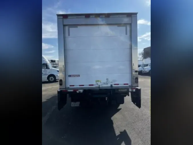 2017 ISUZU NPRf01183436860bb5d369a574eddad1c2e