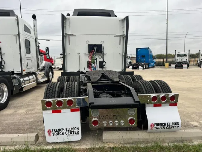 2023 Kenworth W990f01376a62ff7906dc7e1c6327449142b