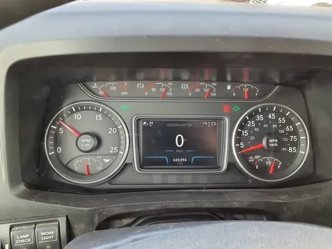 2019 NAVISTAR INTERNATIONAL LT625 SLPR CAB
