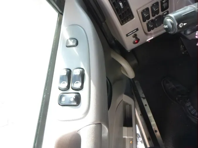 2020 Peterbilt 337