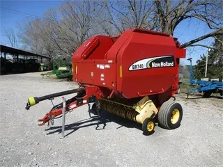 NEW HOLLAND BR740