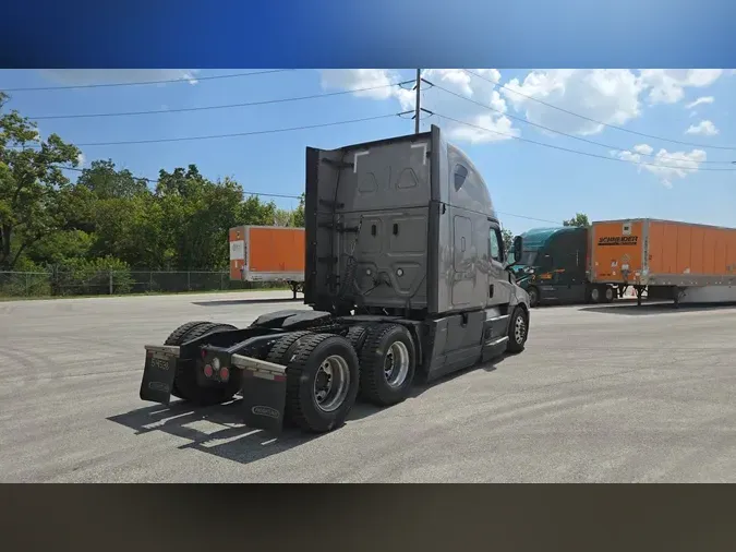 2023 Freightliner Cascadia