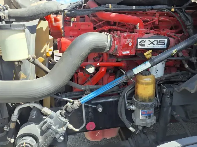 2019 NAVISTAR INTERNATIONAL LT625 SLPR CAB