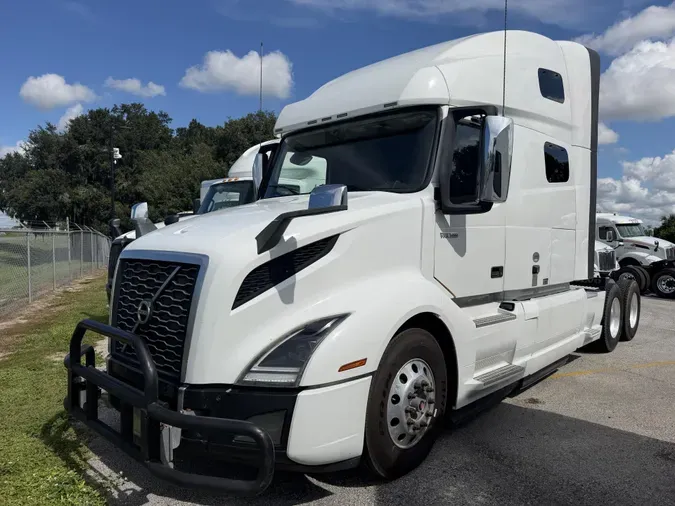 2020 Volvo VNL64T760f01e35d9a22b4459ecce311ddc8a2d43