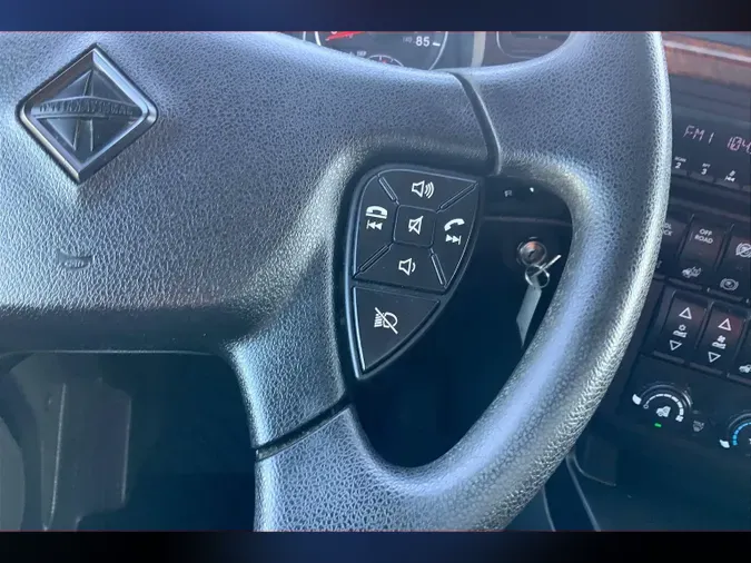 2022 INT LT625 6x4