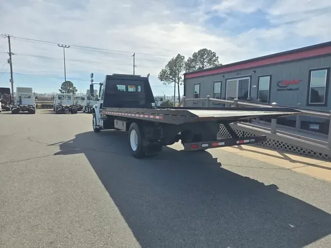 2020 FREIGHTLINER/MERCEDES M2 106f020de57eac2ae293623859f494b0977