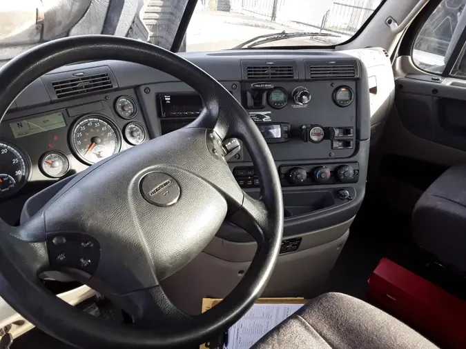 2019 FREIGHTLINER/MERCEDES CASCADIA 125